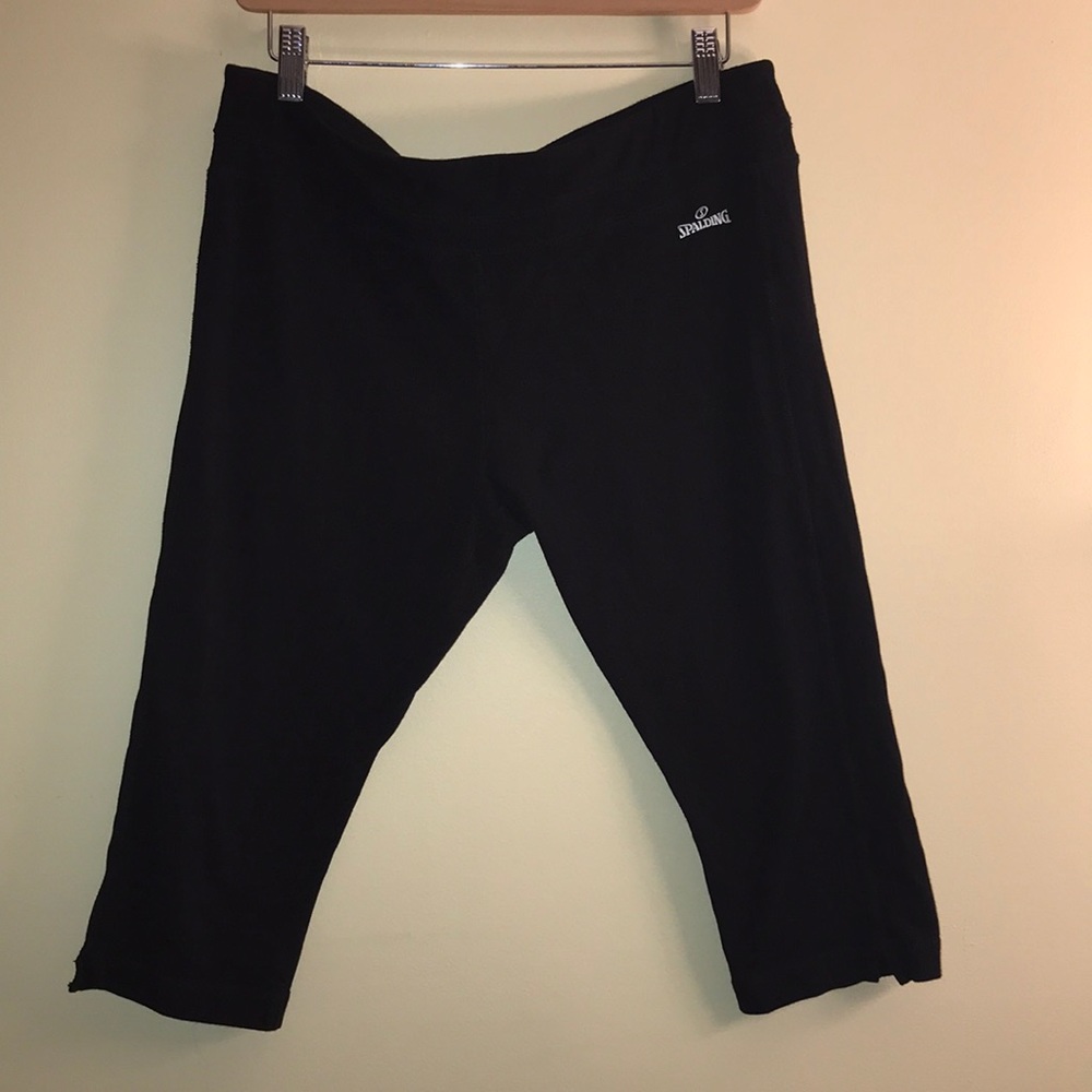 Black Capri Spalding Leggings